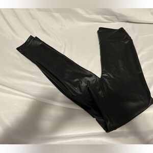 Offline by Aerie Faux Leather Leggings Women's Size S Small Black Pants
